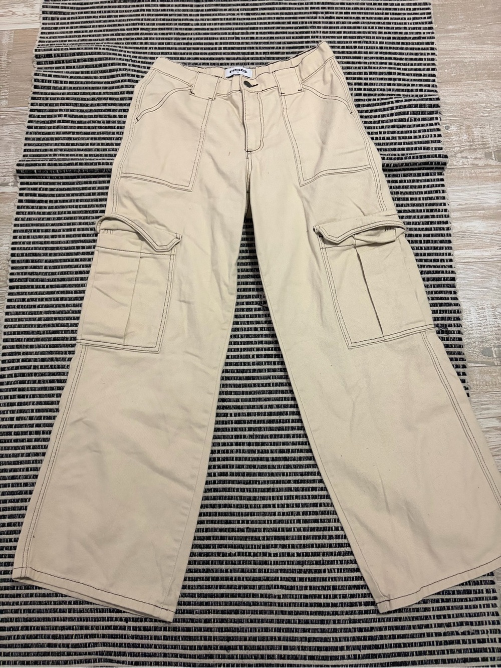 RSQ Women's Straight-Leg Cargo Jeans in Tan